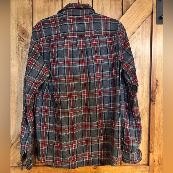 L.L. Bean Men’s Slimfit Button Down Plaid Flannel Shirt - Size Medium - Picture 2 of 4